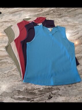 Alia Ribbed Tank Top Set